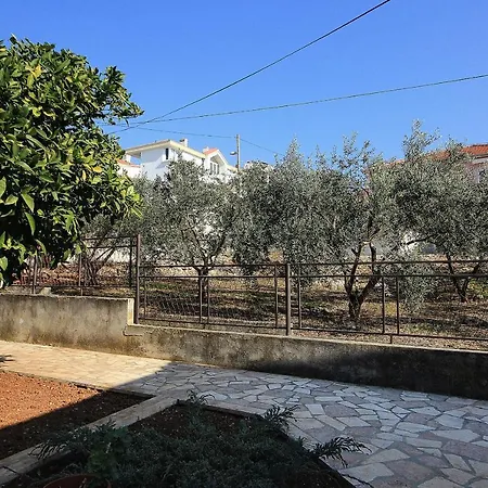 アパート By The Sea Okrug Gornji - Ciovo - 9469 *